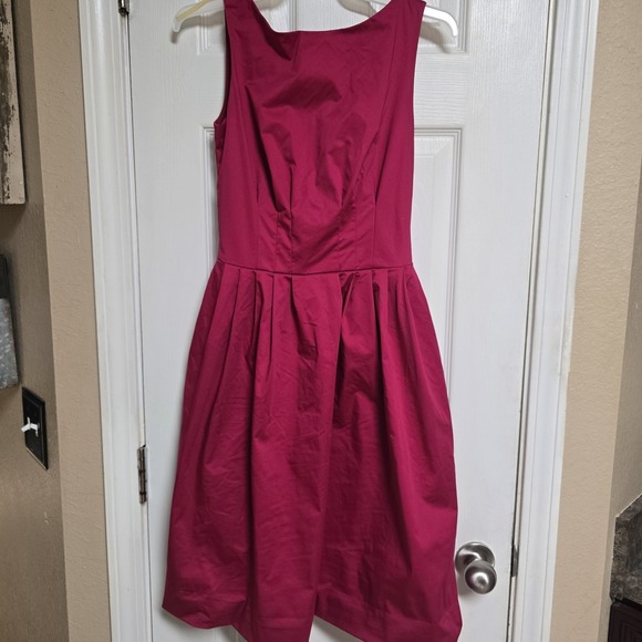 kate spade Dresses & Skirts - Kate Spade Fuchsia Pink Dress Size 2 With Pockets